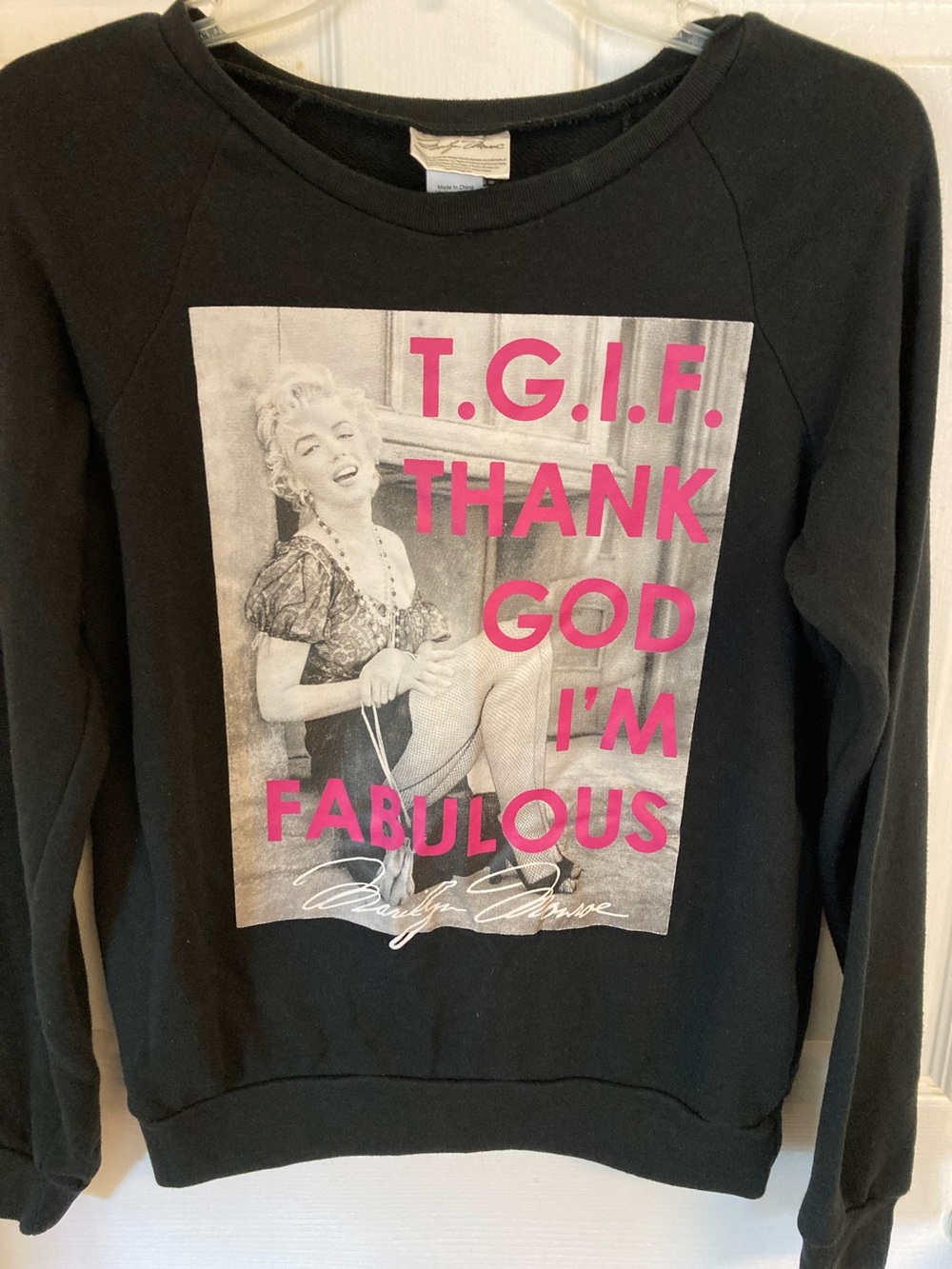Marilyn Monroe Black Sweatshirt with Pink Graphic - Picture 1 of 8